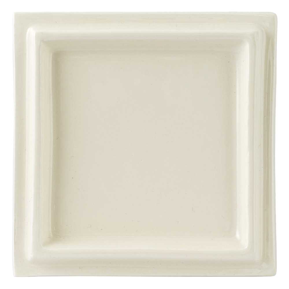 Arty AT05 Ivory ceramic tile color sample.