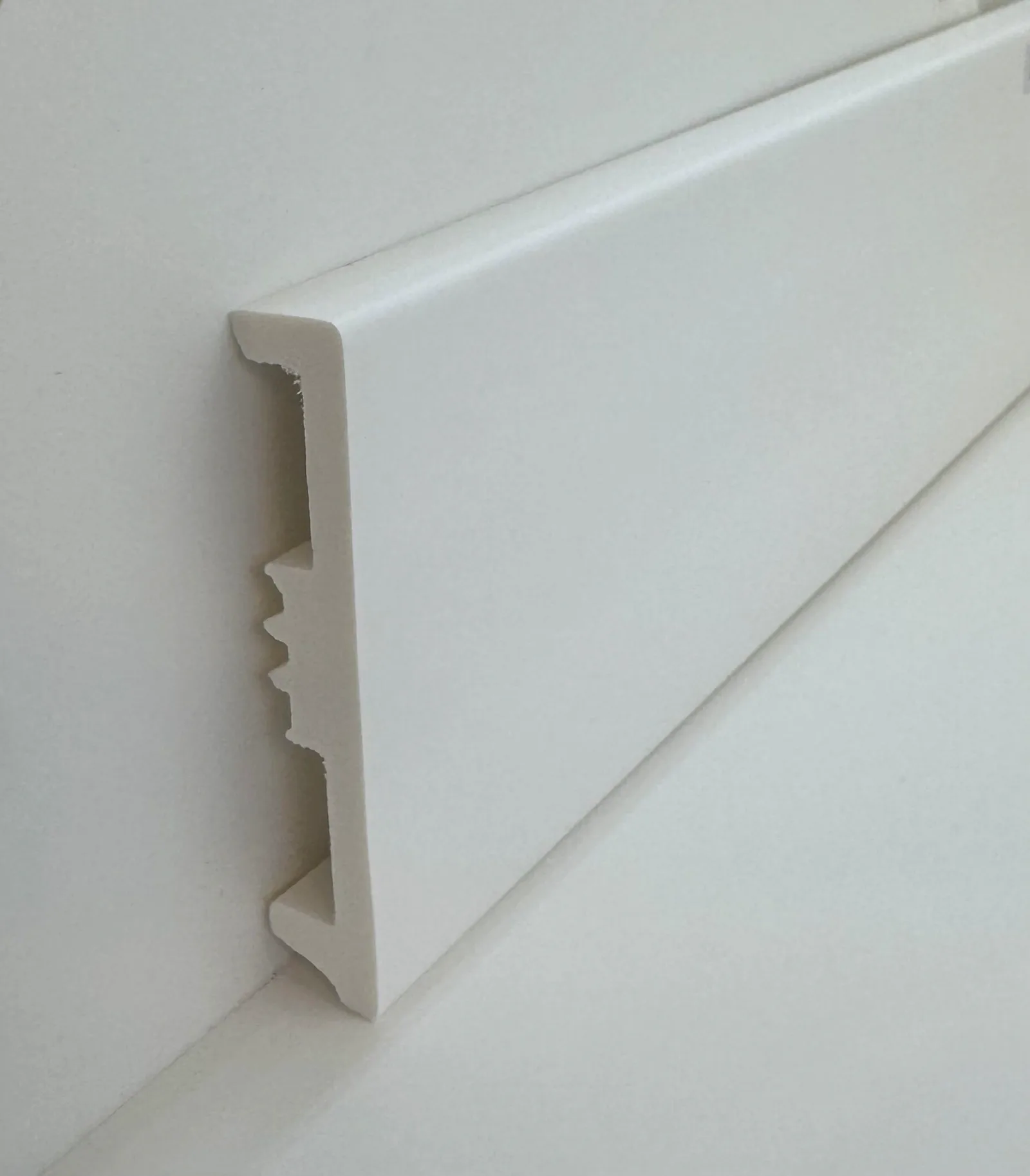 White 810 skirting board profile.